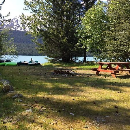Renfro'S Lakeside Retreat Primrose Exteriör bild